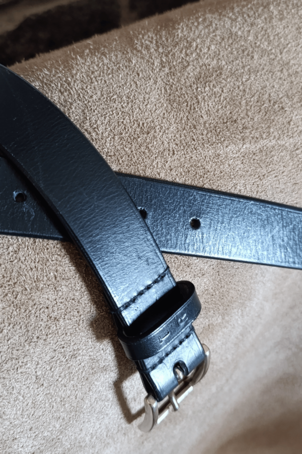 Ceinture en cuir sur-mesure – L'accessoire intemporel et durable – Image 3