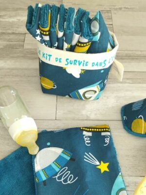 Cadeau naissance garçon : Kit de survie dans l'espace