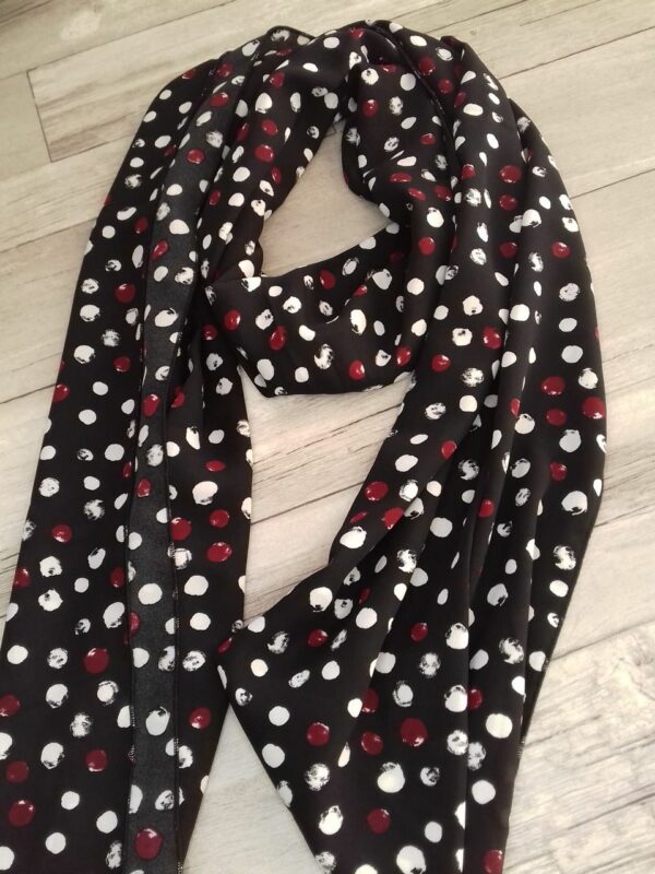 Foulard femme noir imprimé points blancs et rouges – Image 2