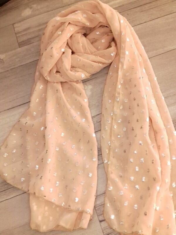 Foulards voile léger beige rosé avec plumetis argentés – Image 2