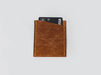porte-carte suédine-Pau de Cuir-Pau-Maroquinerie artisanale