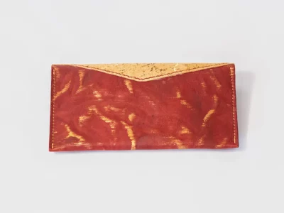 Porte-chéquier bordeaux et doré- Pau de Cuir-Pau-Maroquinerie artisanale