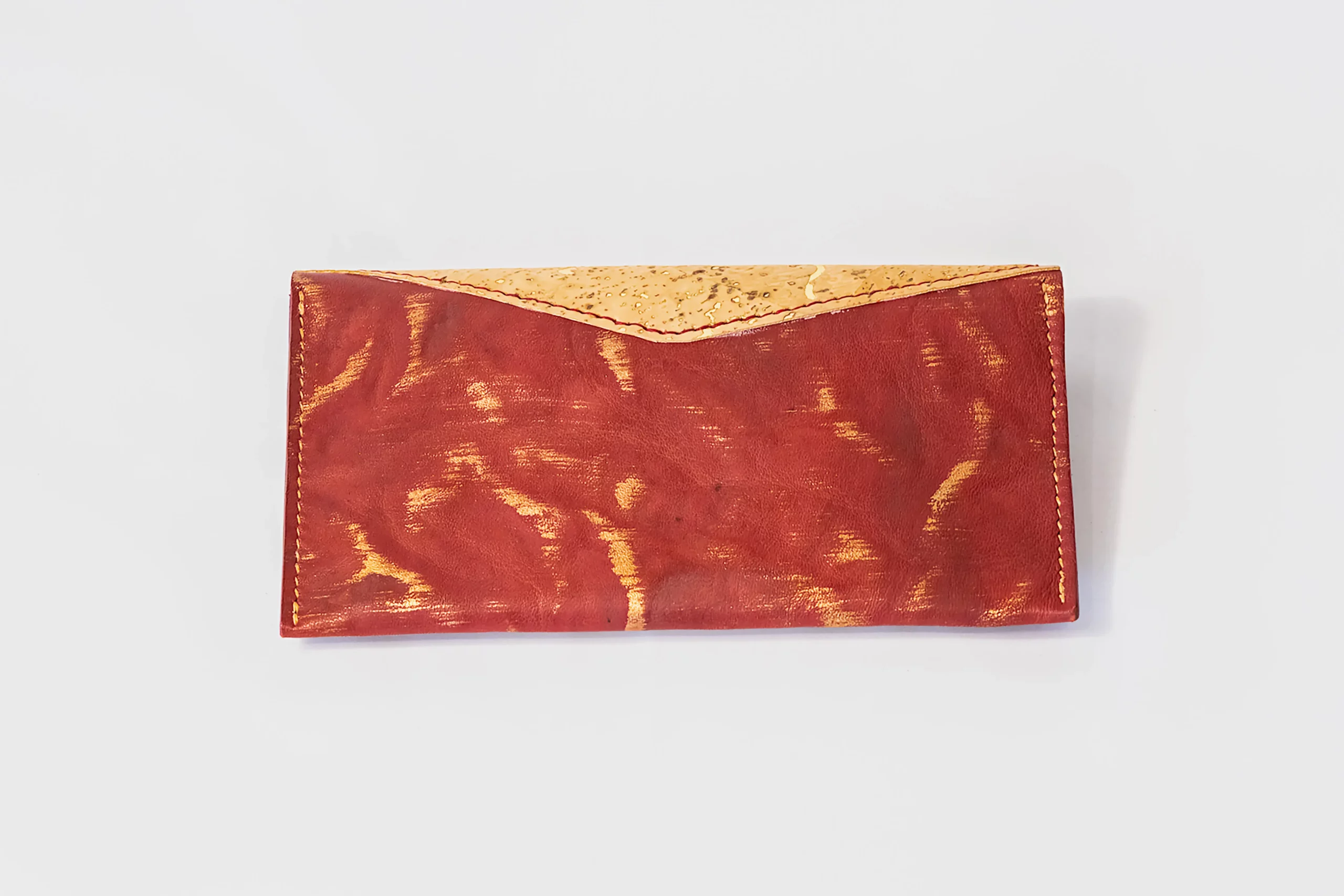 Porte-chéquier bordeaux et doré- Pau de Cuir-Pau-Maroquinerie artisanale