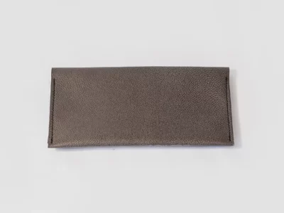 Porte-chéquier en cuir grainé rhino-Pau de Cuir-Pau-Maroquinerie artisanale