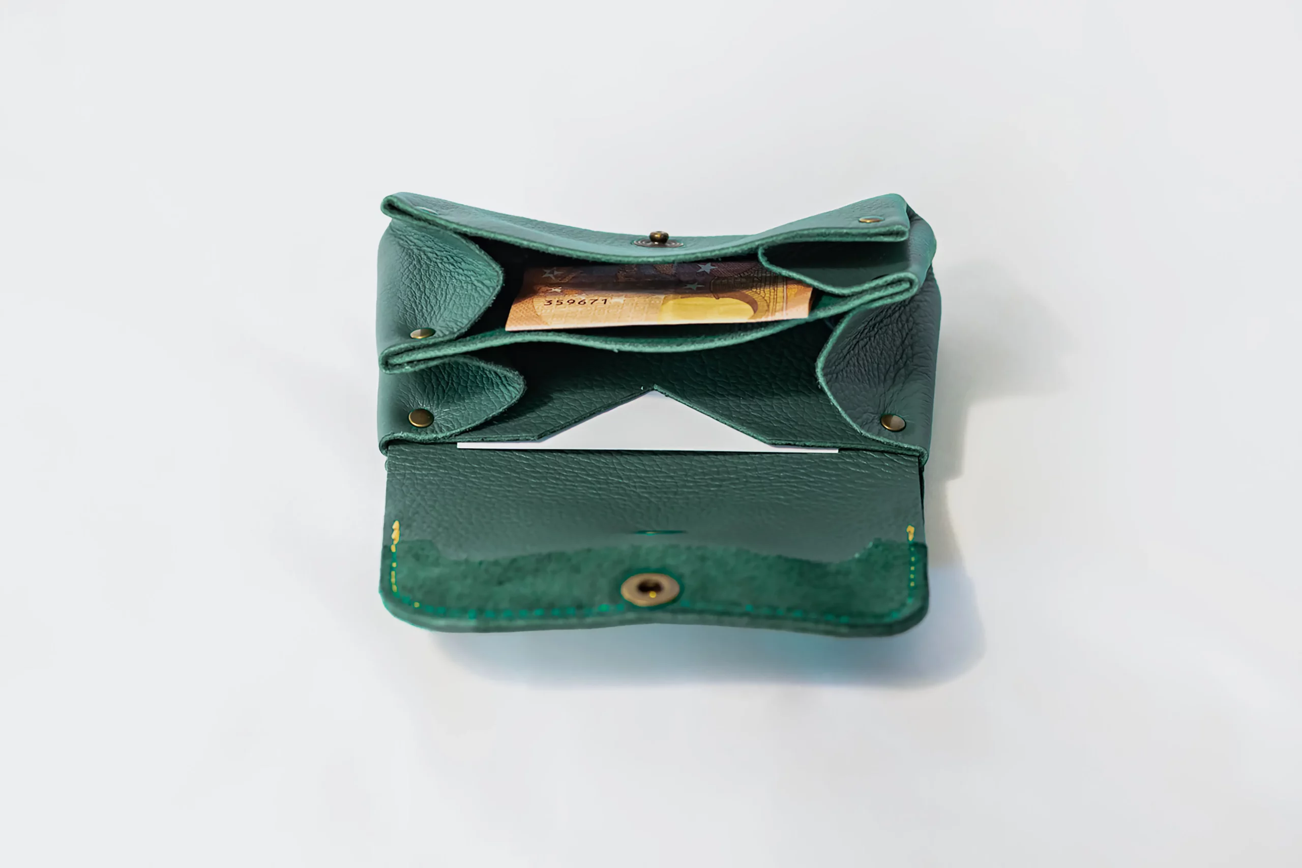 Porte-monnaie Le p'tit sucré vert sapin, bi texture compartiment insert carte bancaire-Pau de Cuir-Pau-Maroquinerie artisanale